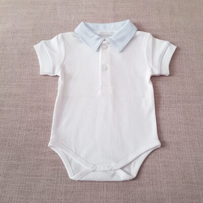 Body con Cuello Celeste Manga Corta